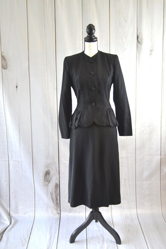 Vintage Black Jacket and Skirt 50's Women's Dress… - image 1