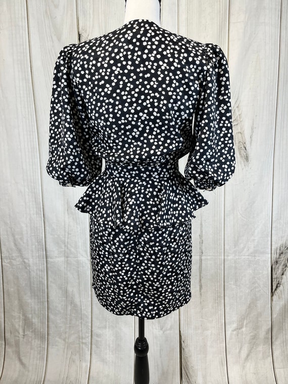 Vintage 1980's 2 Piece Blouse and Skirt Black Whi… - image 3