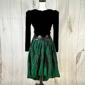 Vintage 1990&#39;s Scott McClintock Dress Green and Black Velvet Long Sleeve Dress - Small