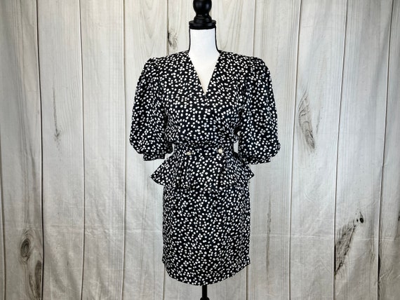 Vintage 1980's 2 Piece Blouse and Skirt Black Whi… - image 1
