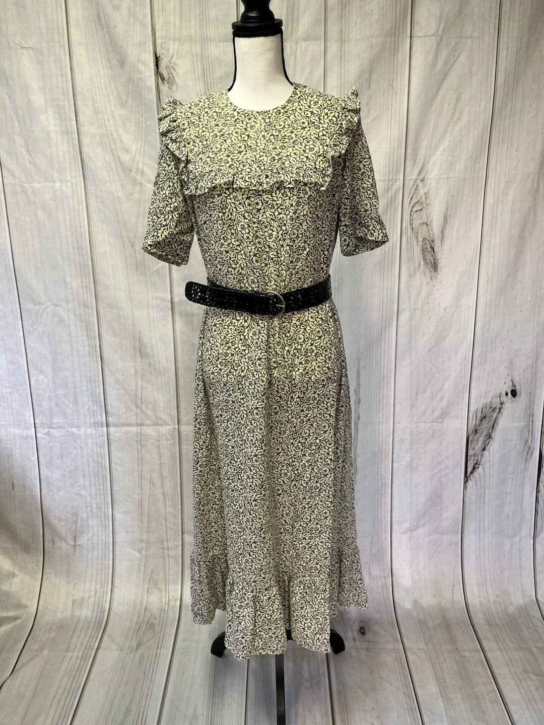 Buy Vintage Sears Hawaiian Fashions Dress Gray and White Dress