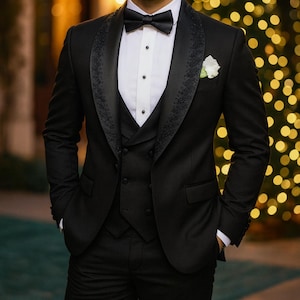 Traje de esmoquin negro: solapa de satén hecha a mano, corte entallado de 3 piezas