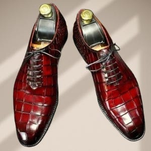 burgundy dress shoe color What Color Shoes Go with a Burgundy Suit?