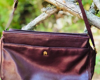 Aigner purse outlet hotsell