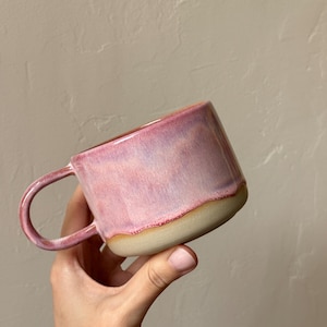 Ręcznie robiony różowy ceramiczny kubek z kapiącą glazurą 420 ml Ceramiczna filiżanka do kawy i herbaty