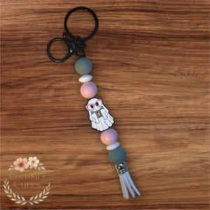 Cute Ghost Keychain | Spooky Season Accessory | Pink Glasses Ghost with Coffee | Beaded Halloween Key Ring | Fall Gift for Her