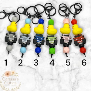 Rubber Duck Jeep Keychain – Cute Beaded Keyring for Jeep Lovers