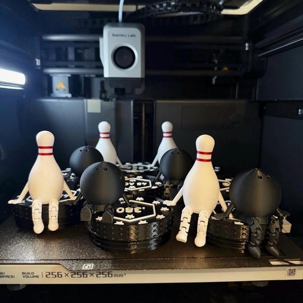 Compañeros de bolos impresos en 3D / Juguete de escritorio con bola y bolo de colores personalizados, para colocar en el estante