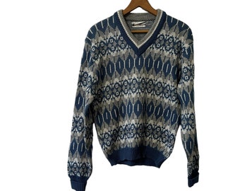 Vintage Geometric Fair Isle Wool V-Neck Blue Gray White Timeless Preppy Pullover Sweater Puritan Sportswear