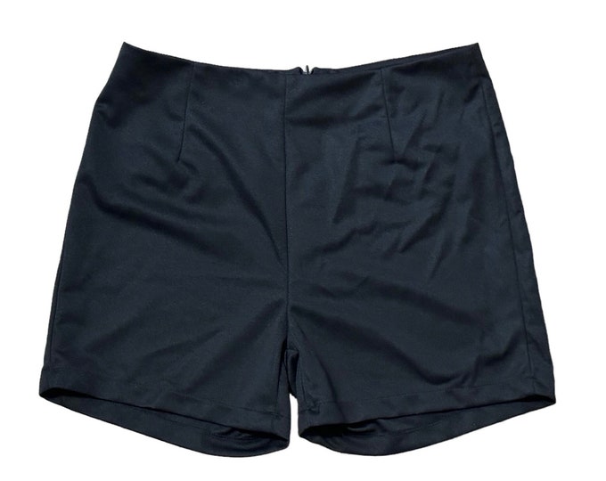 Black High Waist Booty Shorts Short Length Full Zipper in Back Faux Pockets Hi Rise Clubbing Womens Size XL