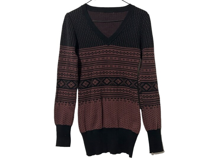 Long Womens Sweater for Leggings Fair Isle Pattern V Neck Burgundy Black Pullover XS