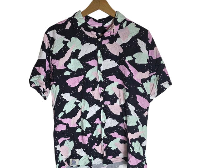 Abstract Pattern Pastels Black 90s Inspired Button Down Mens Collared Short Sleeve Hawaiian Shirt Size Large