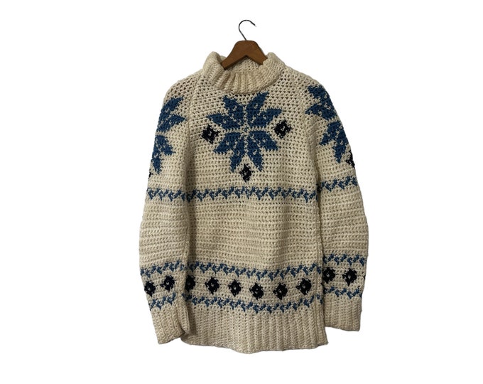 Vintage Crochet Acrylic Knit Snowflake Pullover Sweater Mock Neck White Blue Women's Small