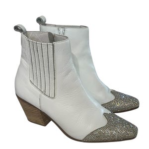 White Leather Rhinestone Toed Ankle Boots Vintage Wedding Boot Sparkly Toe Matisse Womens Size 9.5 M US