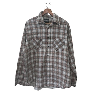 Faded Worn & Old 70s Vintage JC Penney Flannel Shirt Mens Soft Button Down Brown Plaid Size Large
