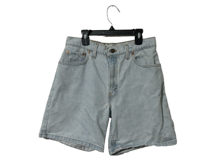 Light Wash Levi's 80's 90's Vintage Shorts 550 Relaxed Fit High Waist Denim Shorts 5 Pocket Design Women