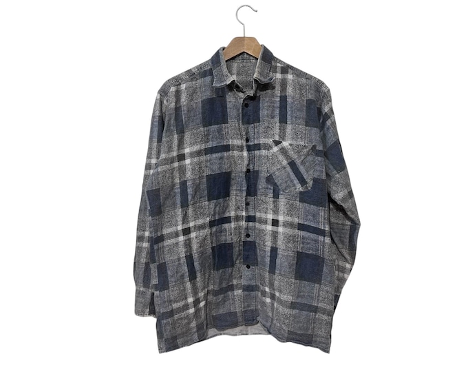 Worn & Faded Gray Plaid Grunge Flannel Shirt Size Medium - with damage