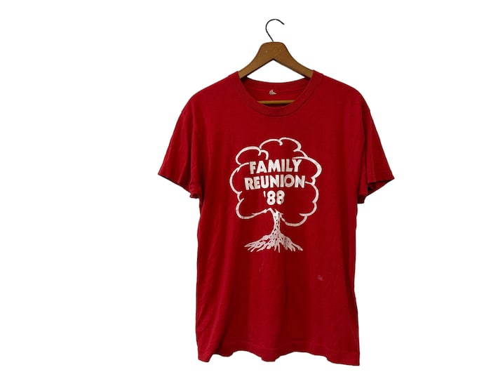 1988 Vintage Detroit Family Reunion Tree of Life Graphic T-Shirt Red White Distressed 80s Tee Adult Size Medium