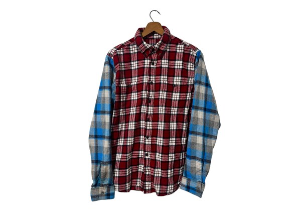 Mixed Plaid Cotton Flannel Shirt Red White Sky Blue Black Button Down Pockets Long Sleeve Adult Size Medium