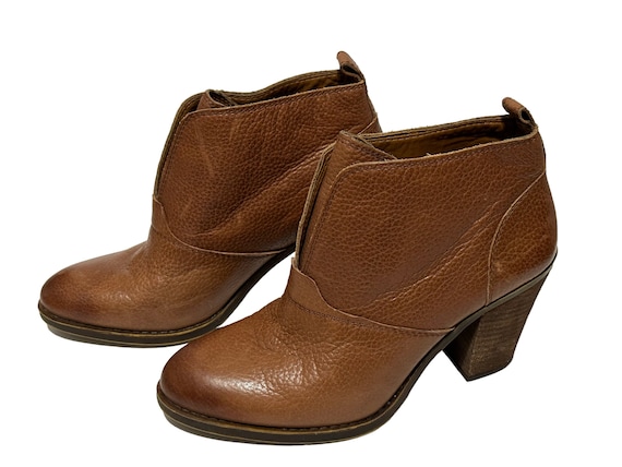 Brown Leather High Heeled Ankle Boots Booties Lucky Brand Women's Size 8 M / 38