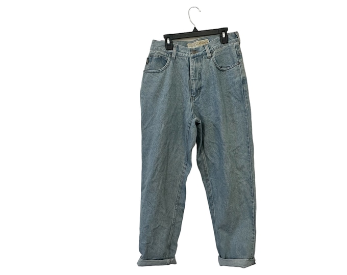 Stonewashed Cuffed Ankle High Waist Mom Jeans Light Denim Size 8 Short Women
