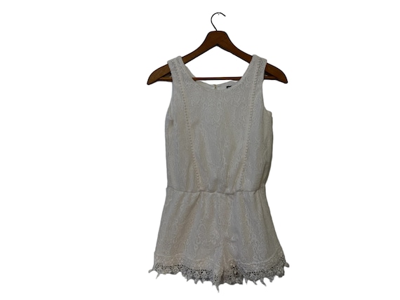 White Lace Romper Jumpsuit Shorts Intricate Trim Fringed Bottom Sleeveless Elastic Waist Girls Size Large