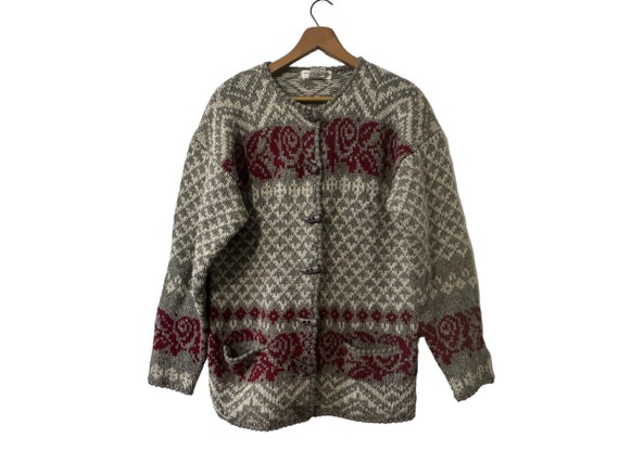 San Fransisco Collection 100% Shetland Wool Cardigan Toggle Front Pockets Women's Size Small Gray, White, Dark Red