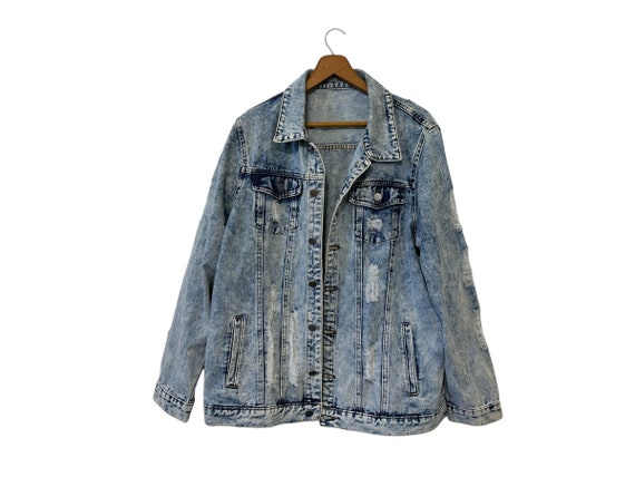 Perfectly Distressed Denim Jacket Acid Washed Size XL