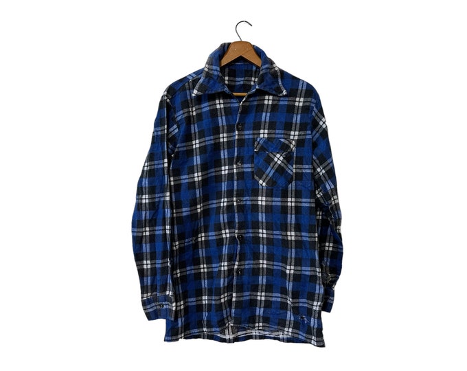 80's Vintage Distressed Grunge Cotton Flannel Shirt Blue White Black Button Down Long Sleeve Pockets Adult Size Small