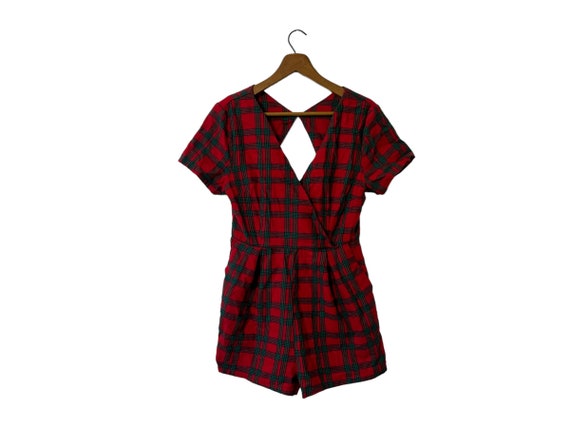 Diamond Back Romper Red & Green Plaid Pleated Front V-Neck Short Sleeved Shorts Women's Size Small
