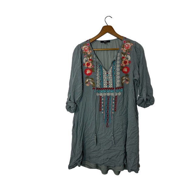 Vintage Boho Hippie Embroidered Floral Tunic Kurti Blue-Gray Flowers Roll Tab Sleeves Tassle Tie Front Women's Small