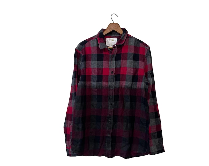 Black Dipped Flannel Shirt Red Gray Black Buffalo Plaid Grunge Style Shirt Size Small