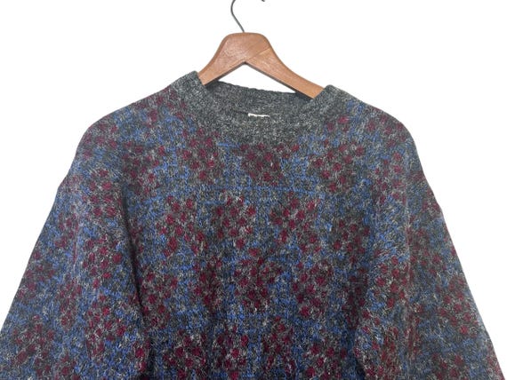 90s Patterned Sweater Short & Wide Arms Italian Wool Blend Size Medium Unisex Gray Blue Red Fuzzy Knit Vintage Pullover