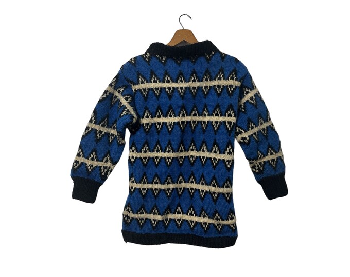 1960s Vintage Handknit Diamond Pattern and Stripe Pullover Sweater Blue Black and White Women's XS X-Small Wool Knit Spinnerin Original