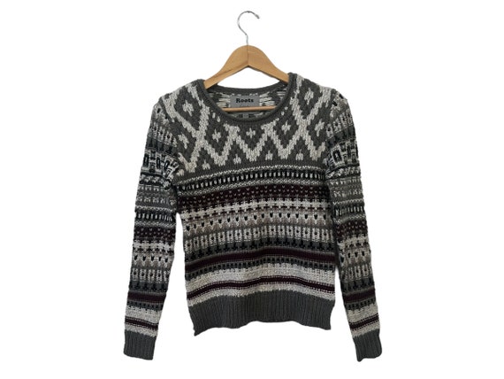 Burgundy roots sweater online