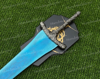 Handmade Dark Moon Greatsword Replica: Full Metal Dark Souls Cosplay