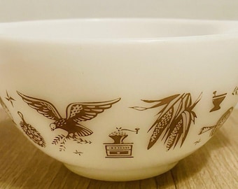 Bol para mezclar Pyrex Early American Cinderella vintage de 1,5 pintas, blanco y marrón n.º 441