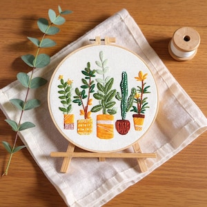Beginner Embroidery Kit | DIY Plant & Botanical Hoop Art | Pre-Printed Stamped Fabric | Adult Craft Project Home Wall Decor