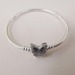 pandora 925 butterfly clasp snake chain bracelet