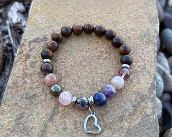 Auralite Agate Amethyst Lapis Lazuli Rhodonite Rose Quartz Pyrite Sunstone Bloodstone Crystal Sandalwood Bead Bracelet; ‘Chakra Tune’