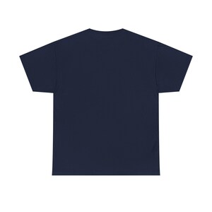 Maglietta grafica Japan Earth, maglietta unisex in cotone pesante, regalo per gli amanti dei viaggi, maglietta Japan Pride, abbigliamento per la Giornata della Terra, abbigliamento casual immagine 2
