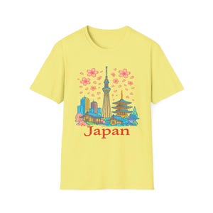 Japan Stadt T-Shirt, Sky Tower Unisex T-Shirt, Kirschblüte, Blumen T-Shirt, Reise Shirt, Japan Souvenir, Frühlingsmode, Geschenkidee Bild 8