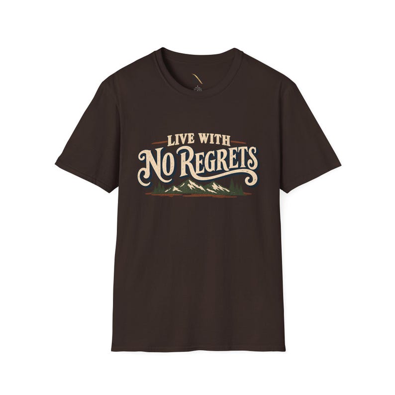 Camiseta "Viva Sem Arrependimentos", Camiseta Retrô para Trilhas na Montanha, Presente para Amantes de Aventuras imagem 5