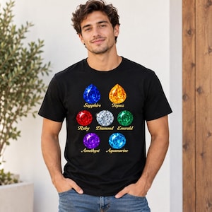 T-shirt unisex con pietre preziose - Simpatica maglietta grafica per amanti delle gemme, maglietta con pietra portafortuna, appassionati di cristalli, regalo per lei immagine 3