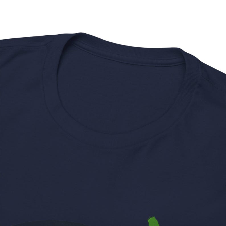 Maglietta grafica Japan Earth, maglietta unisex in cotone pesante, regalo per gli amanti dei viaggi, maglietta Japan Pride, abbigliamento per la Giornata della Terra, abbigliamento casual immagine 6