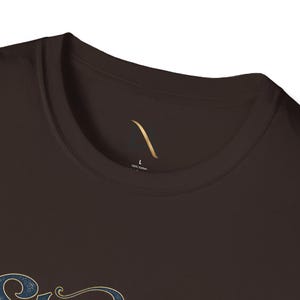 Stay Close to What Matters T-Shirt, Floral Hand Lettered Quote Tee, Meaningful Gift image 4