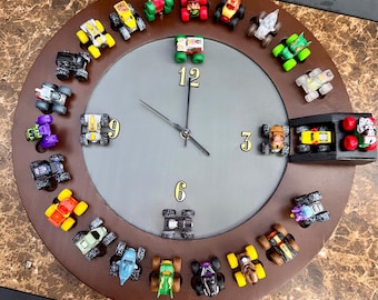 Hanging Monster Truck Mini (1:87) Display Clock