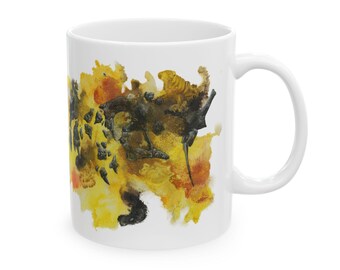 Taza con calavera de Postosuchus en acuarela amarilla / Taza de arte abstracto