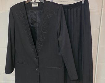 Vintage Alfred Dunner Black Soutache Skirt Suit Set Blazer Pleated Skirt Size 14