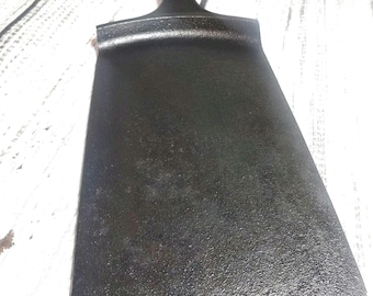 Spatola in ghisa fatta a mano, 14x4,75 pollici